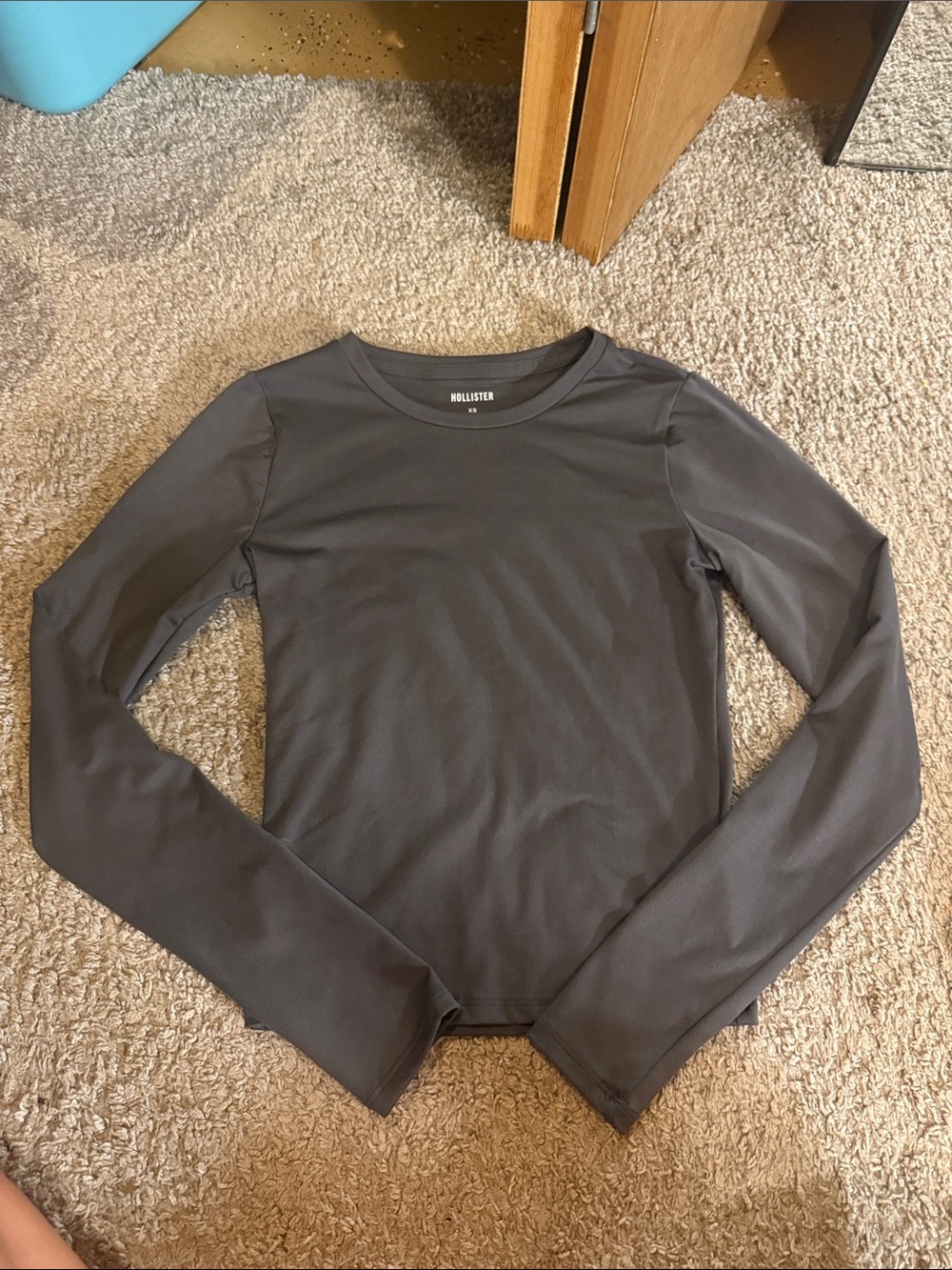Hollister Charcoal Gray Long Sleeve Crew Top